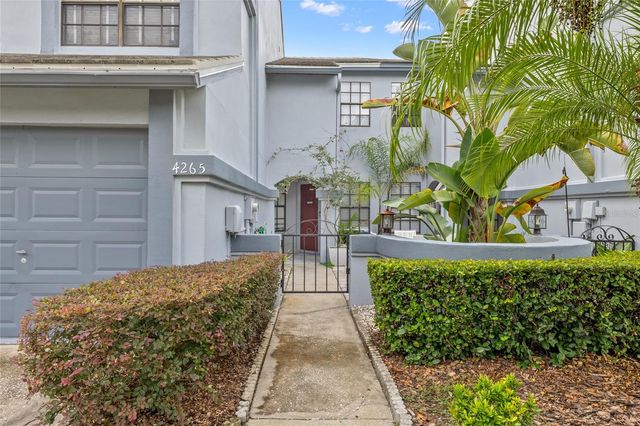 4265 BRENTWOOD PARK CRK, Tampa, FL 33624