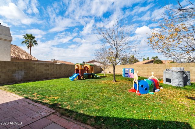 5424 E EMERALD Avenue, Mesa, AZ 85206