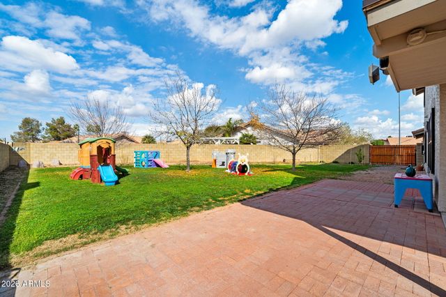 5424 E EMERALD Avenue, Mesa, AZ 85206