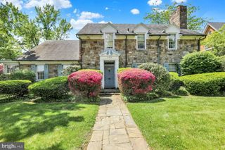 100 BROOKLINE PLAZA, Reading, PA 19607