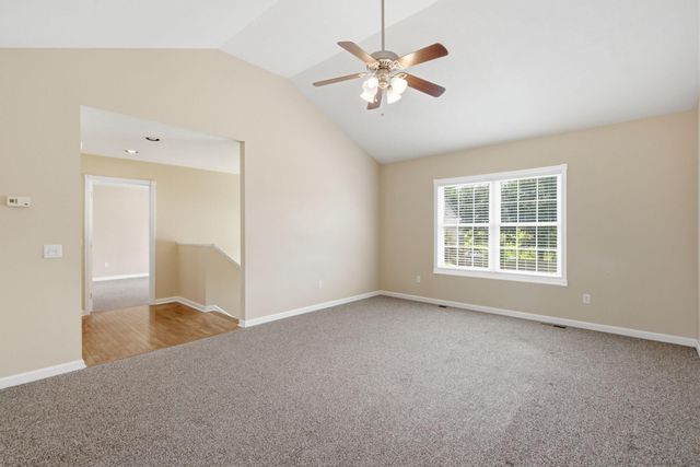 1052 Running Brook Drive, Lawrenceburg, KY 40342