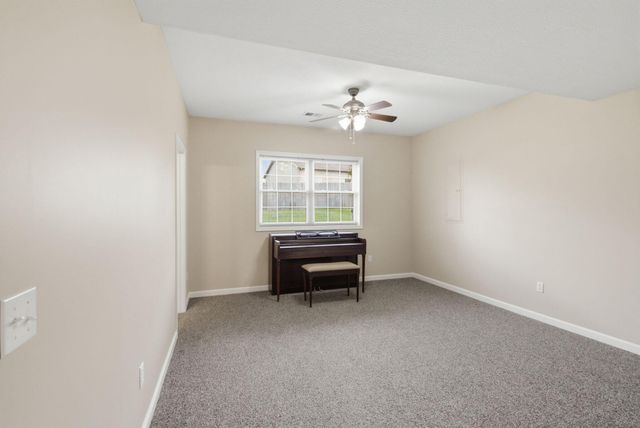 1052 Running Brook Drive, Lawrenceburg, KY 40342