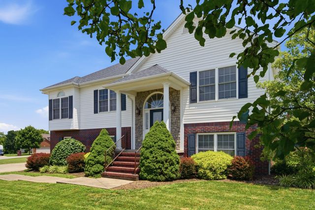 1052 Running Brook Drive, Lawrenceburg, KY 40342