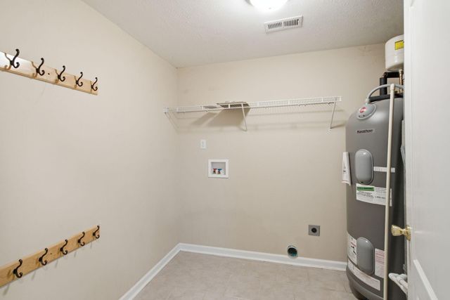 1052 Running Brook Drive, Lawrenceburg, KY 40342
