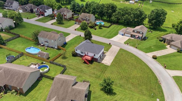 1052 Running Brook Drive, Lawrenceburg, KY 40342