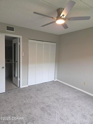 100 Silver Beach Ave Apt 214, Daytona Beach, FL 32118