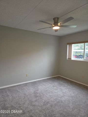 100 Silver Beach Ave Apt 214, Daytona Beach, FL 32118