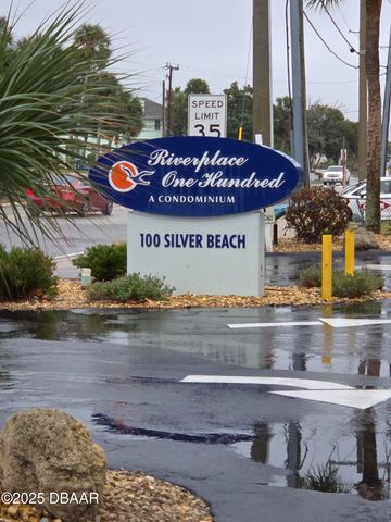 100 Silver Beach Ave Apt 214, Daytona Beach, FL 32118
