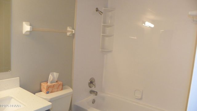 100 Silver Beach Ave Apt 214, Daytona Beach, FL 32118