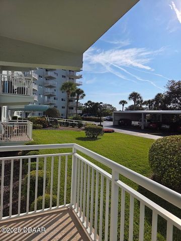 100 Silver Beach Ave Apt 214, Daytona Beach, FL 32118
