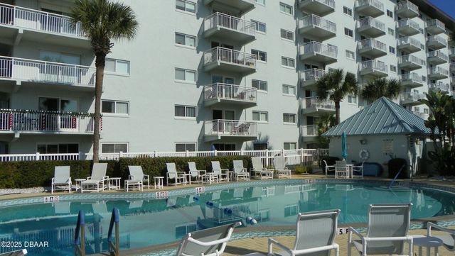 100 Silver Beach Ave Apt 214, Daytona Beach, FL 32118