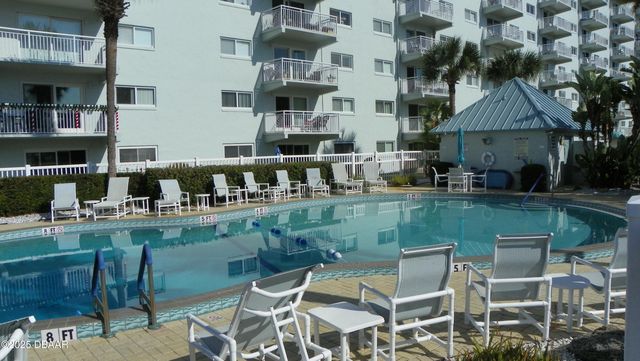 100 Silver Beach Ave Apt 214, Daytona Beach, FL 32118