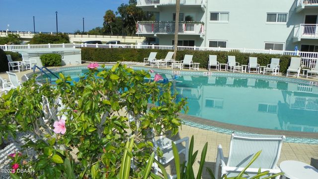 100 Silver Beach Ave Apt 214, Daytona Beach, FL 32118