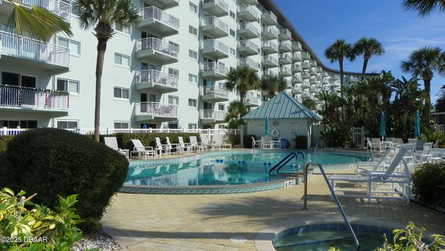 100 Silver Beach Ave Apt 214, Daytona Beach, FL 32118