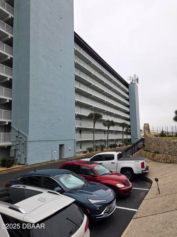 100 Silver Beach Ave Apt 214, Daytona Beach, FL 32118
