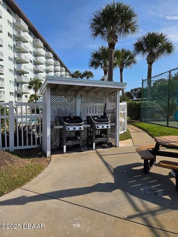 100 Silver Beach Ave Apt 214, Daytona Beach, FL 32118