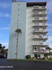 100 Silver Beach Ave Apt 214, Daytona Beach, FL 32118