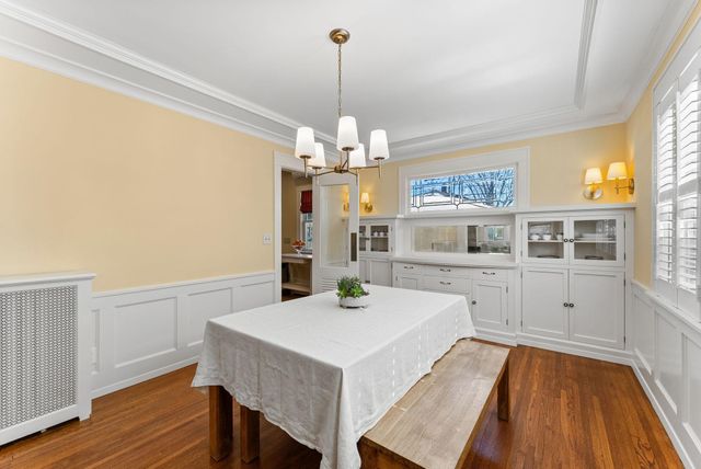 4929 Queen Avenue S, Minneapolis, MN 55410