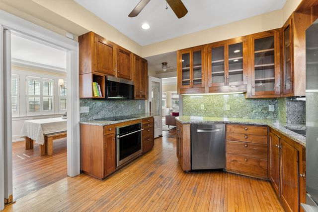 4929 Queen Avenue S, Minneapolis, MN 55410