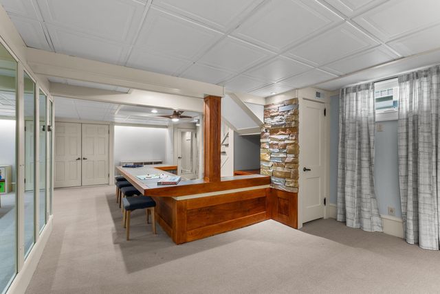 4929 Queen Avenue S, Minneapolis, MN 55410