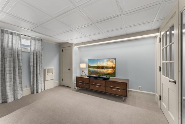 4929 Queen Avenue S, Minneapolis, MN 55410