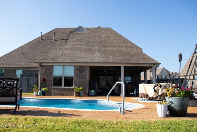 8418 Laura Lennon Pass Drive, Olive Branch, MS 38654