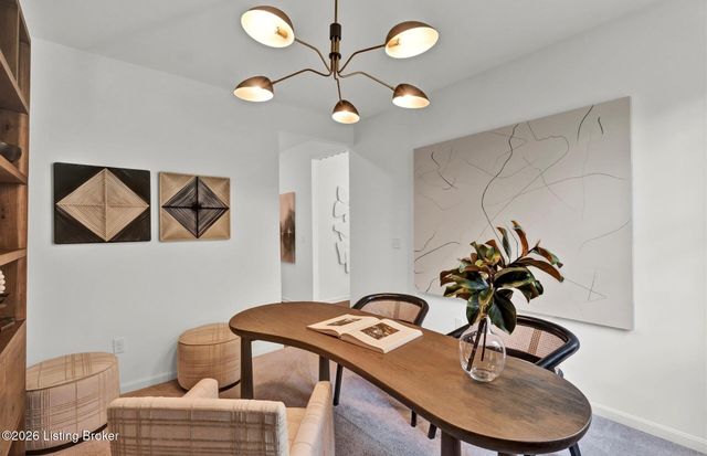 8507 Lysdander Dr, Louisville, KY 40214