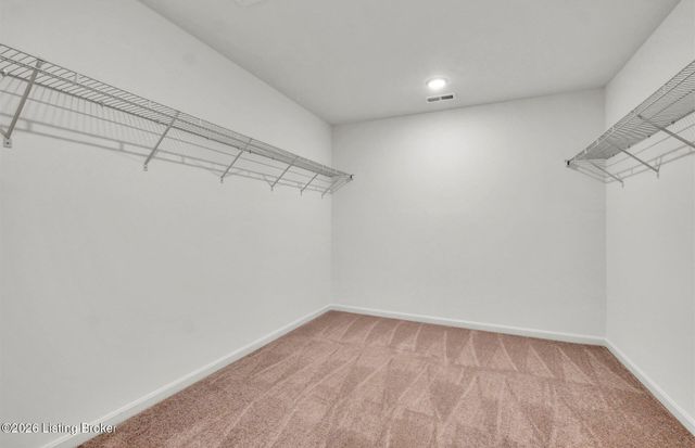 8507 Lysdander Dr, Louisville, KY 40214