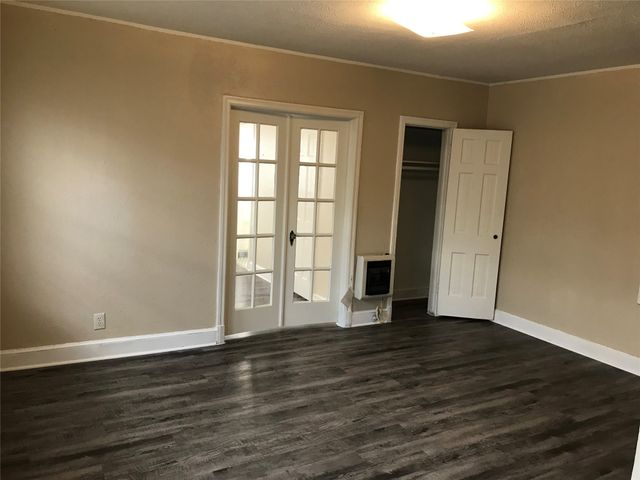 5800 Vickery Boulevard 3, Dallas, TX 75206