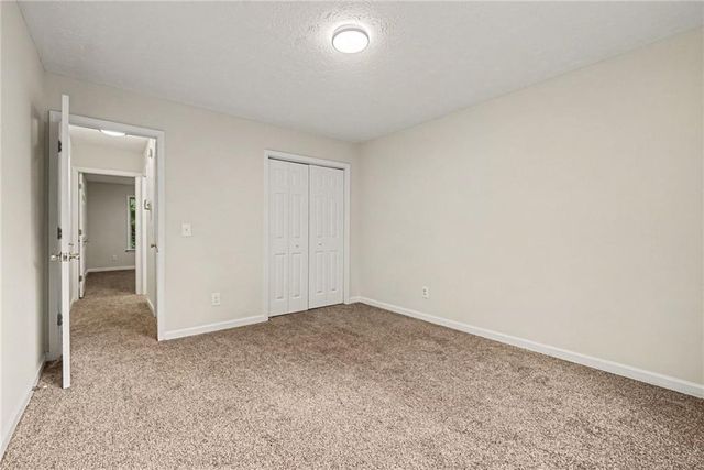 245 London Lane, Hiram, GA 30141