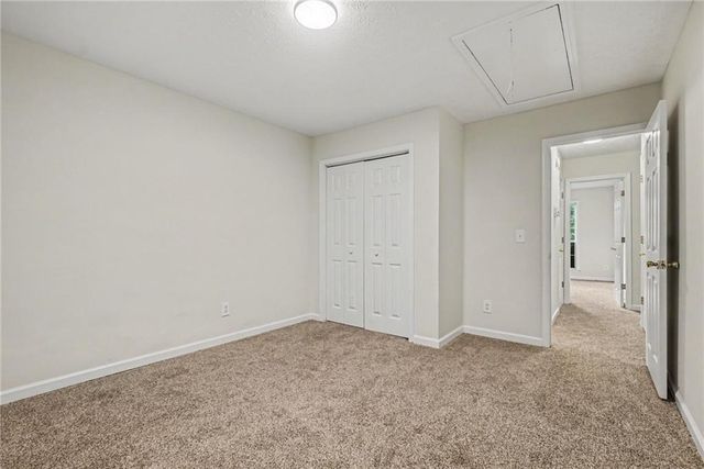 245 London Lane, Hiram, GA 30141