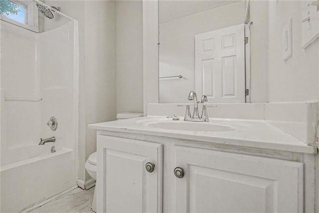 245 London Lane, Hiram, GA 30141