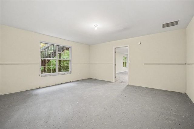 245 London Lane, Hiram, GA 30141