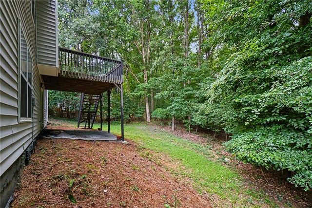 245 London Lane, Hiram, GA 30141