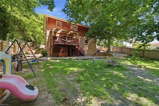 22 Garfield Drive DR, Newport News, VA 23608