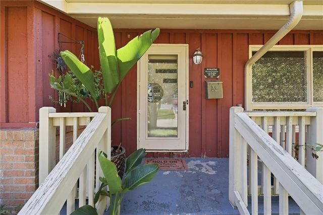 22 Garfield Drive DR, Newport News, VA 23608