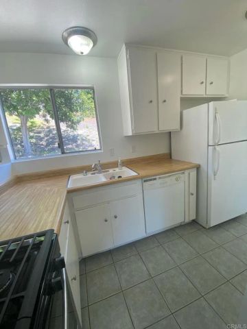 4734 Rim Rock Road, Oceanside, CA 92056