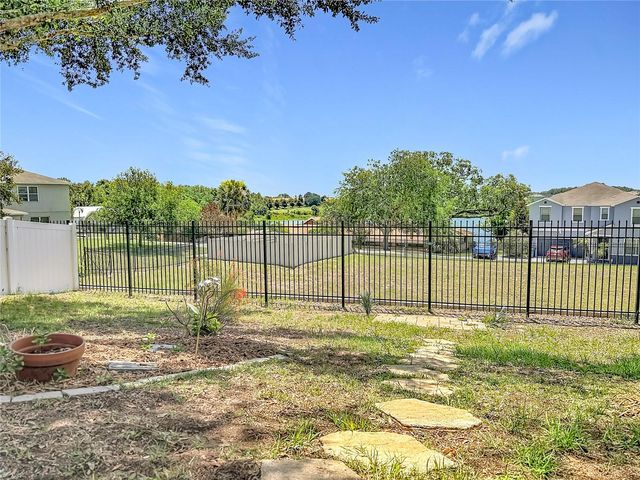 1764 DUNEDIN DRIVE, Tavares, FL 32778