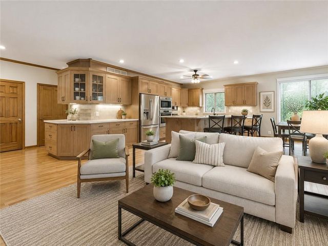 7620 Lichtenauer Street, Shawnee, KS 66217