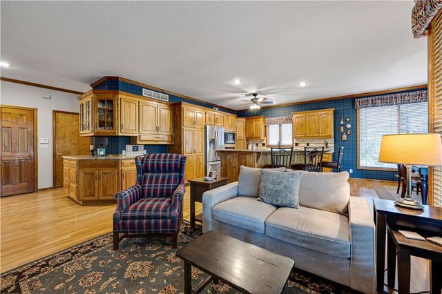 7620 Lichtenauer Street, Shawnee, KS 66217