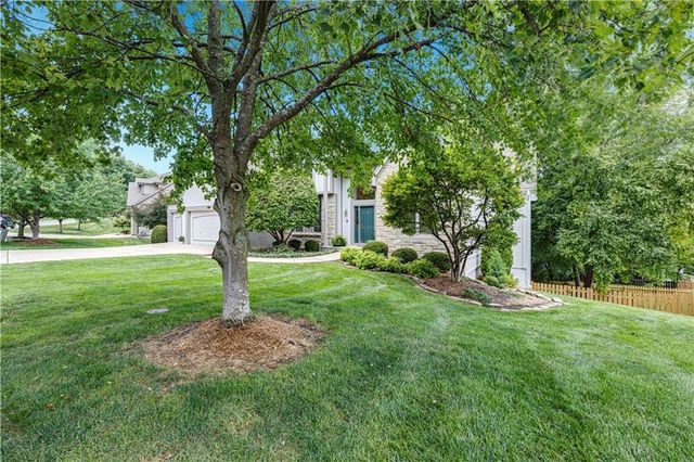 7620 Lichtenauer Street, Shawnee, KS 66217