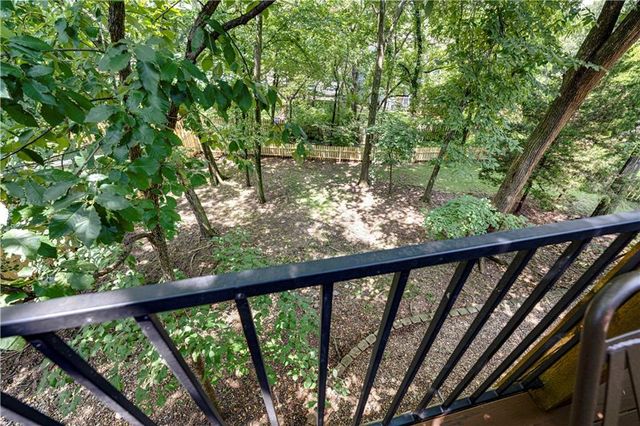 7620 Lichtenauer Street, Shawnee, KS 66217