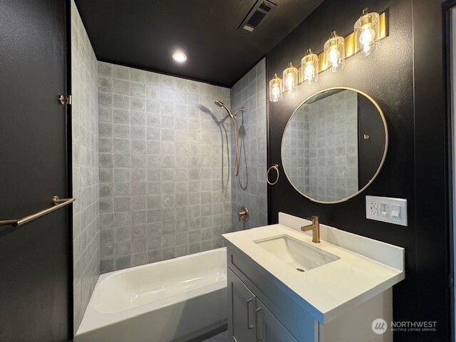 209 SW 132nd Street, Burien, WA 98146