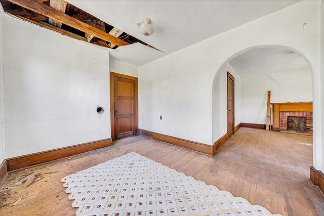15723 Moneta RD, Moneta, VA 24121