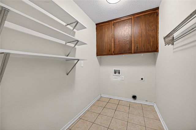 405 Indian Trail, Springdale, AR 72764