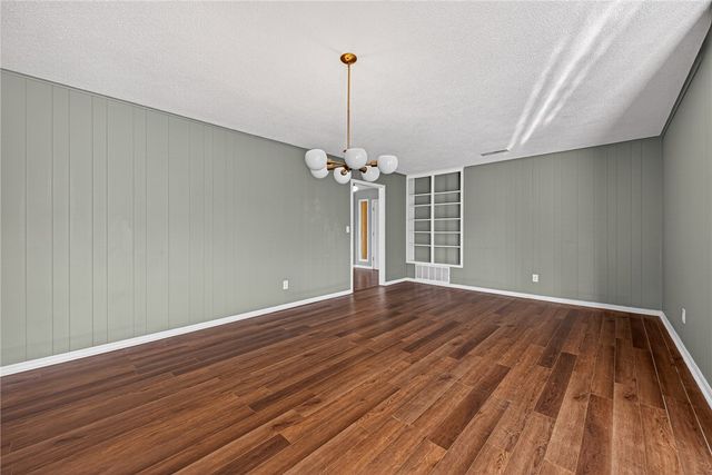 405 Indian Trail, Springdale, AR 72764