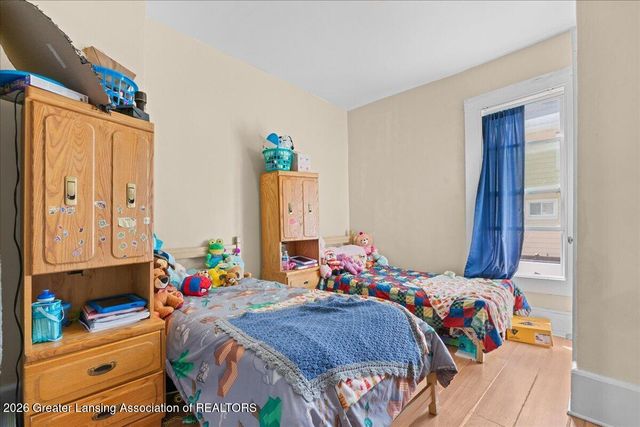 820 W Shiawassee Street, Lansing, MI 48915
