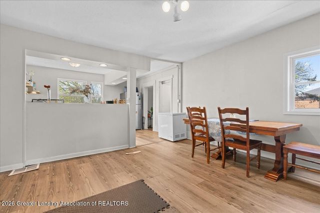 820 W Shiawassee Street, Lansing, MI 48915