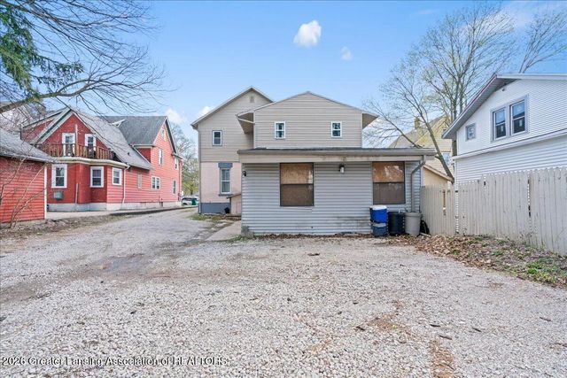 820 W Shiawassee Street, Lansing, MI 48915
