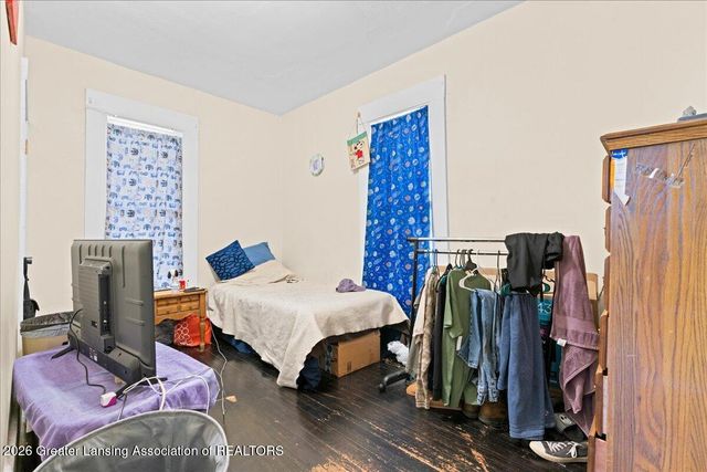 820 W Shiawassee Street, Lansing, MI 48915